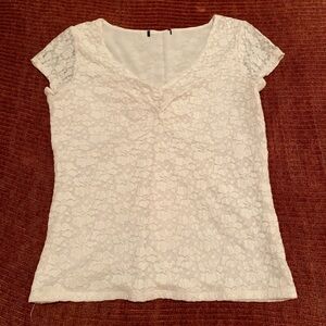 White V-Neck Top w/t Cap Sleeves